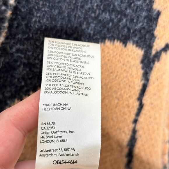 FREE PEOPLE August Cardigan Oversized Peach Petals Floral Sz M {3P42} - Picture 5 of 6